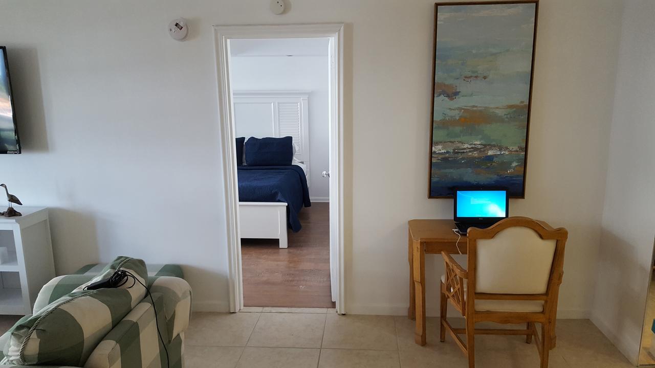 2 Bedroom 2 Bath Beachfront Condo On Miami Beach Millionaire Row ภายนอก รูปภาพ