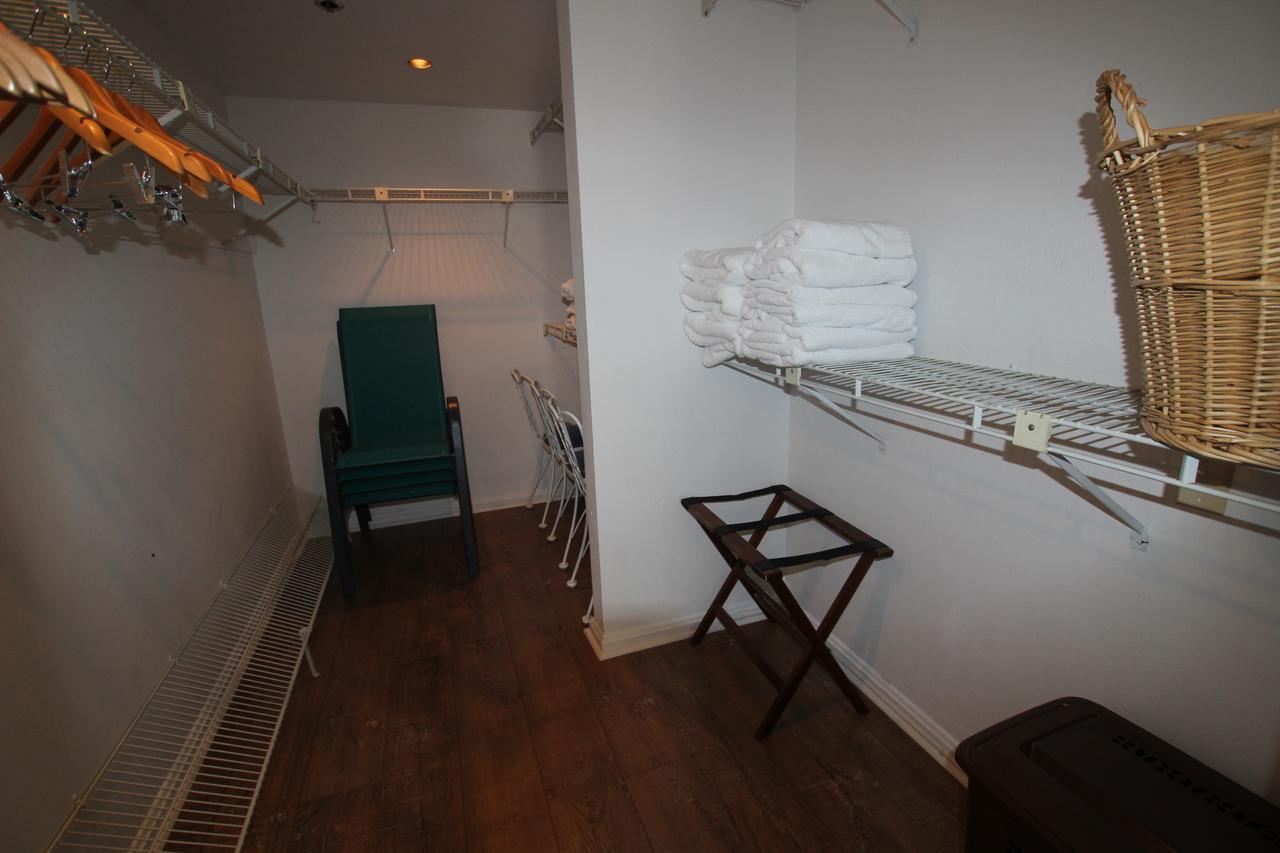 2 Bedroom 2 Bath Beachfront Condo On Miami Beach Millionaire Row ภายนอก รูปภาพ