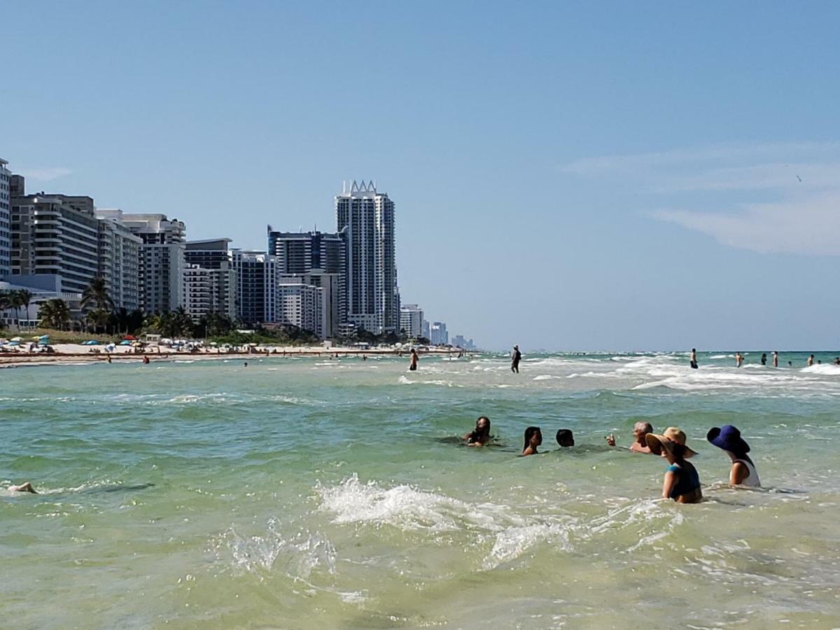 2 Bedroom 2 Bath Beachfront Condo On Miami Beach Millionaire Row ภายนอก รูปภาพ