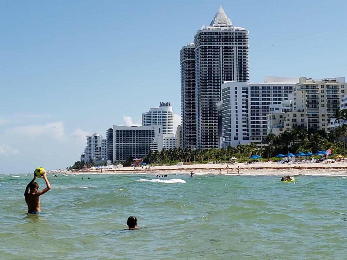 2 Bedroom 2 Bath Beachfront Condo On Miami Beach Millionaire Row ภายนอก รูปภาพ