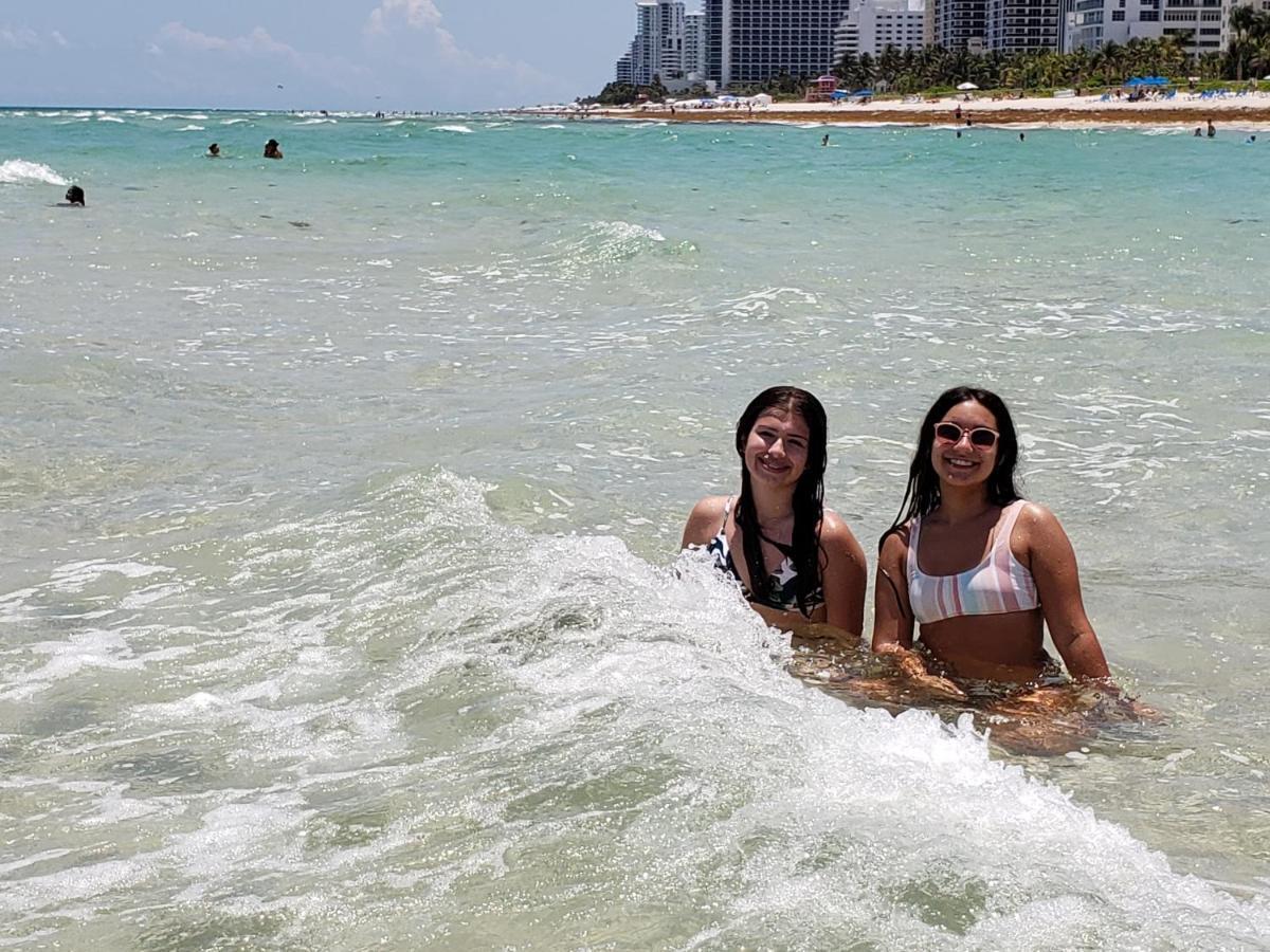 2 Bedroom 2 Bath Beachfront Condo On Miami Beach Millionaire Row ภายนอก รูปภาพ